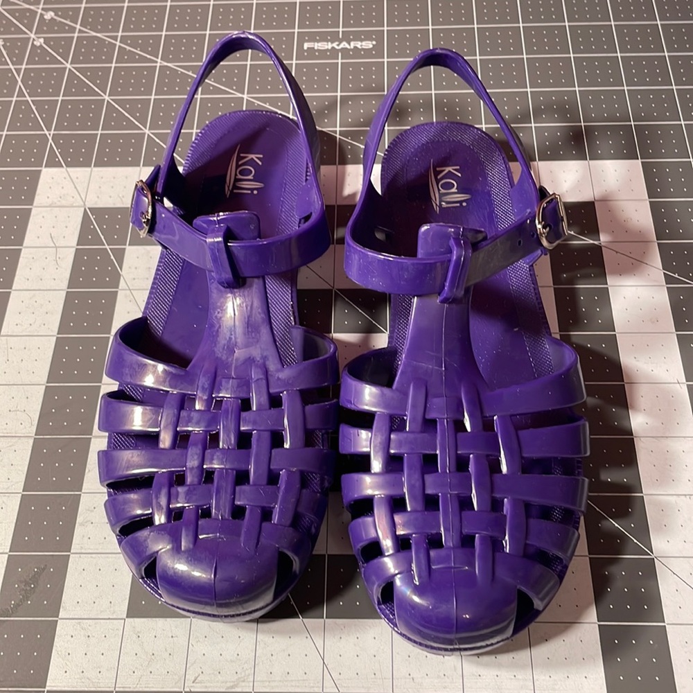 Women’s jelly sandals